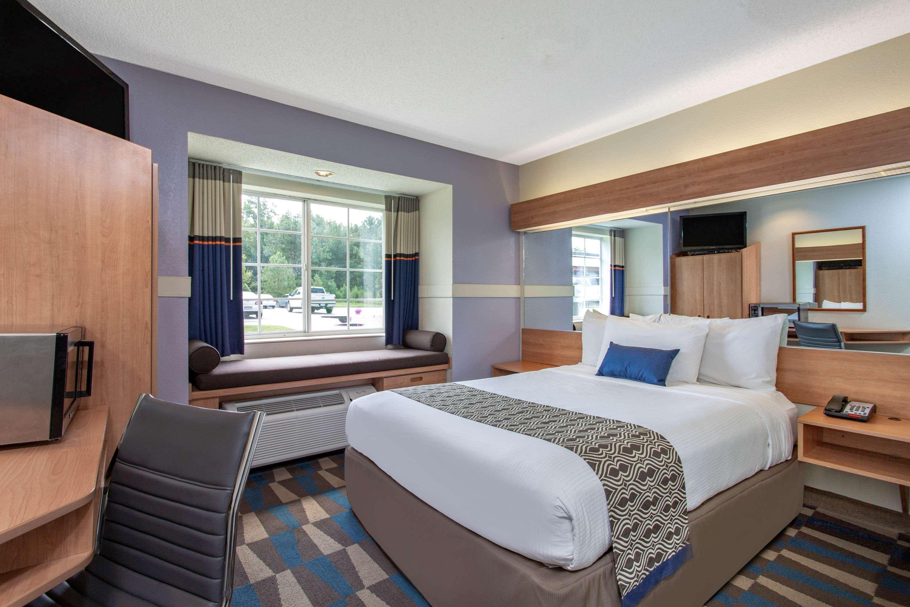 Microtel Inn & Suites By Wyndham Lillington/Campbell University Экстерьер фото