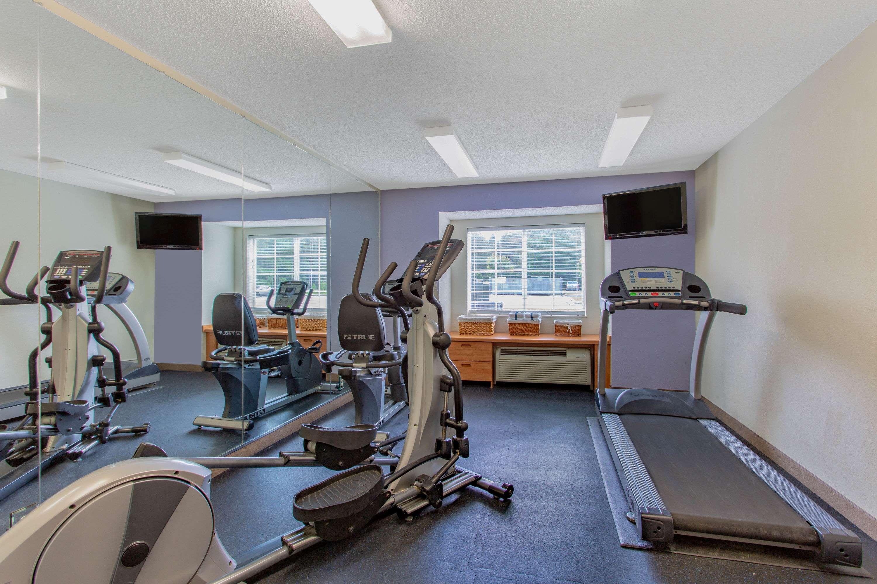 Microtel Inn & Suites By Wyndham Lillington/Campbell University Экстерьер фото